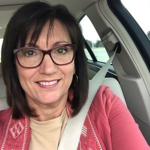 Meet your Posher, Jana